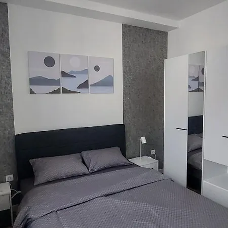 Apartment Lux Novi Park *