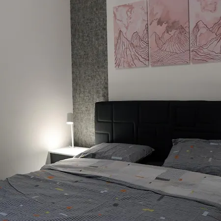 Lux Novi Park Apartmán *