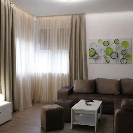 Lux Novi Park Apartmán Vrdnik