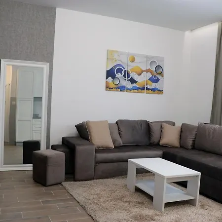 Lux Novi Park Apartmán *