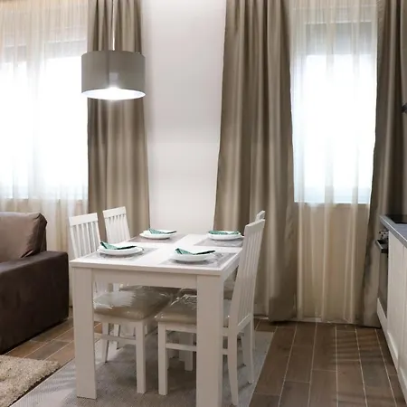 Apartment Lux Novi Park *