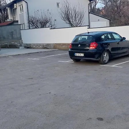 Lux Novi Park Apartment Vrdnik