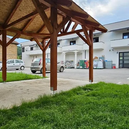 Lux Novi Park Vrdnik