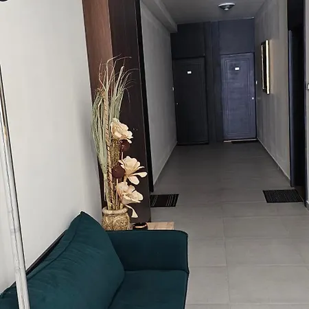 Lux Novi Park فردنيك