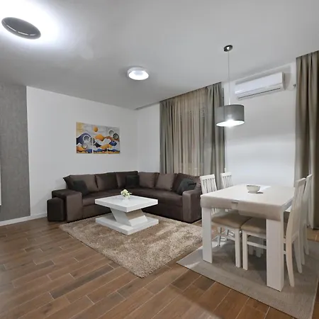Apartment Lux Novi Park Vrdnik