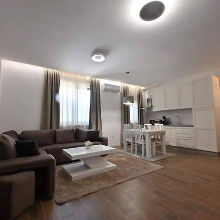 Lux Novi Park * Vrdnik