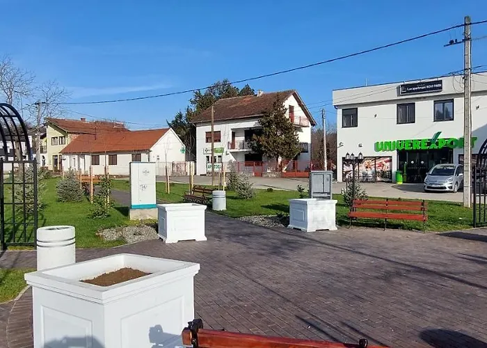 Lux Novi Park Apartman Rednek