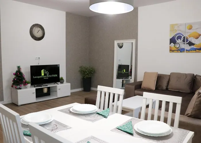 Apartman Lux Novi Park Rednek
