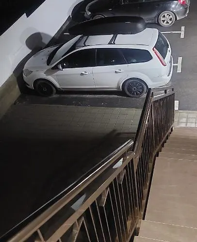 Lux Novi Park Rednek