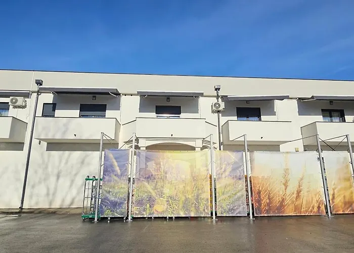 Apartman Lux Novi Park *