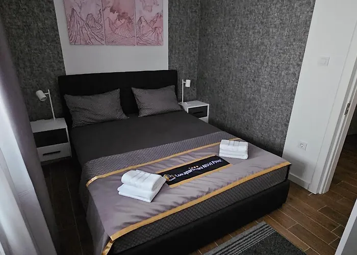Lux Novi Park Apartman
