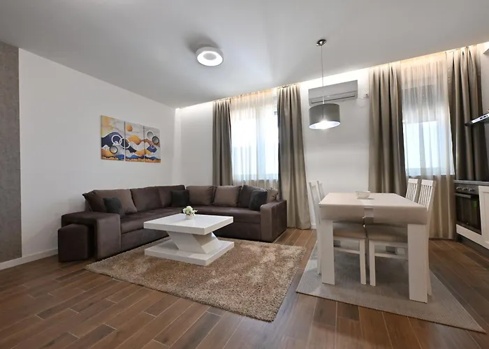 Lux Novi Park Apartman *